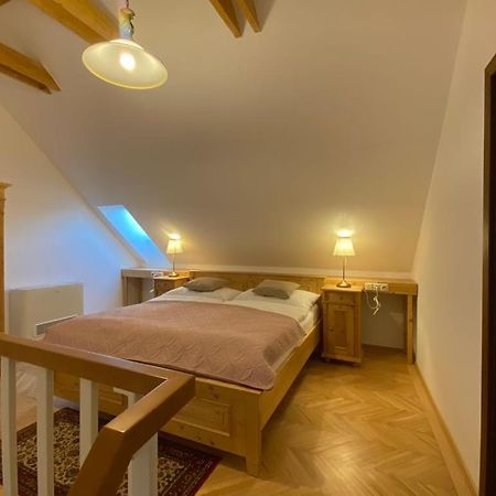 Rezidence Zvon Hotel Znojmo Luaran gambar