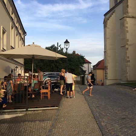 Rezidence Zvon Hotel Znojmo Luaran gambar