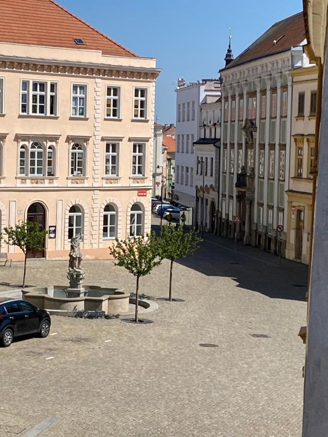 Rezidence Zvon Hotel Znojmo Luaran gambar
