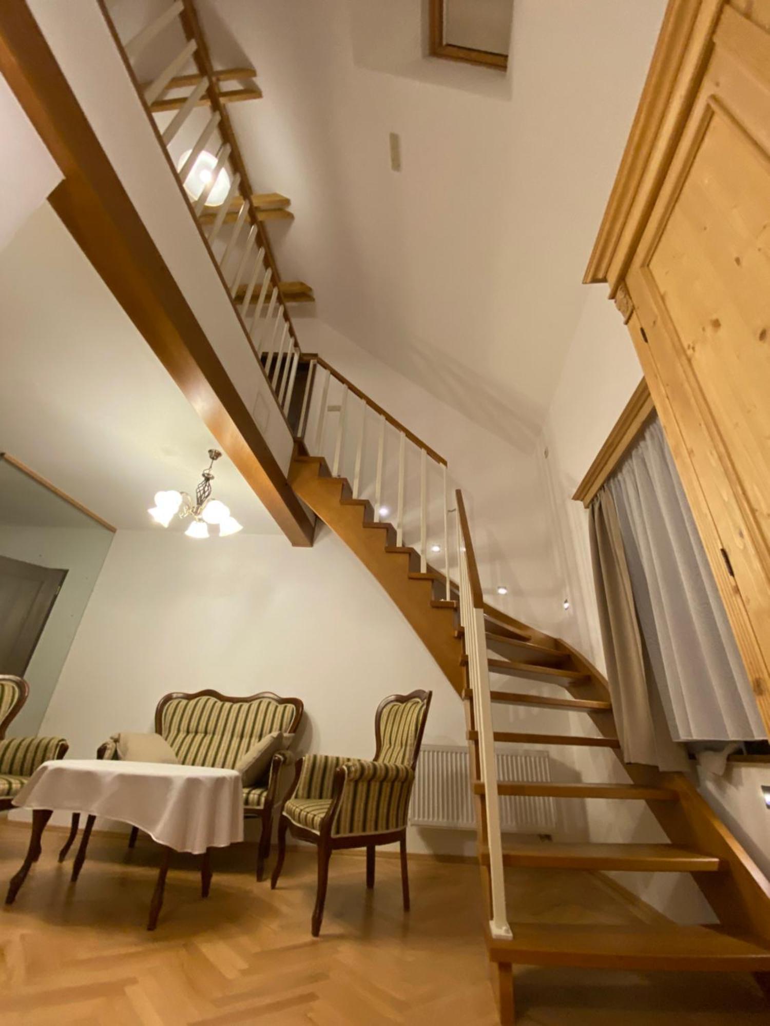 Rezidence Zvon Hotel Znojmo Luaran gambar