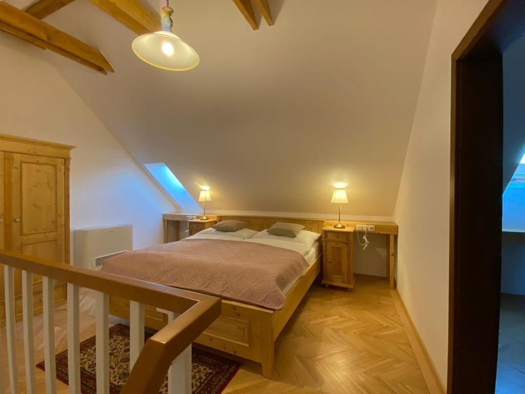 Rezidence Zvon Hotel Znojmo Luaran gambar